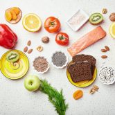 Descubre cómo detectar intolerancias alimentarias con kinesiología holística en Barcelona.